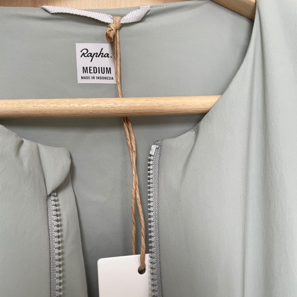 BNWT Rapha insulated vest, size M - Picture 6 of 9